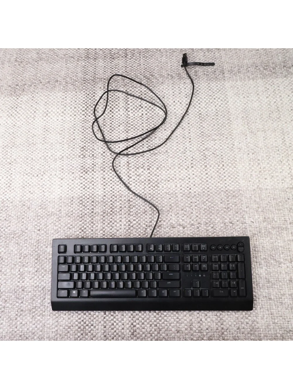 Razer Cynosa V2 Wired Gaming Keyboard RGB Backlit Membrane Black RZ03-0340 Works